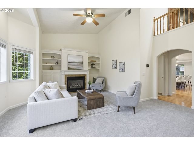 9800 Sw MORRISON St, Portland, OR 97225
