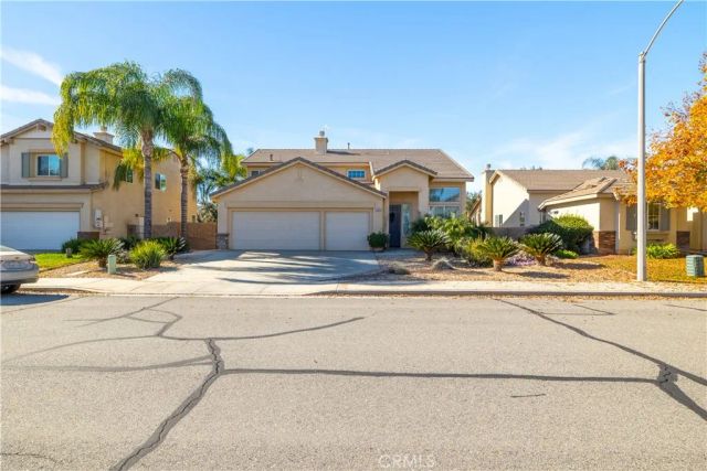 27075 Comet View Court, Menifee, CA 92585