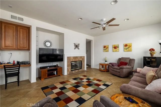 27075 Comet View Court, Menifee, CA 92585