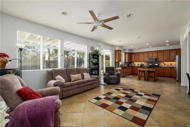 27075 Comet View Court, Menifee, CA 92585
