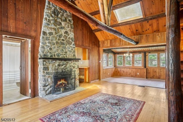 6 West Cir, Ringwood Boro, NJ 07456