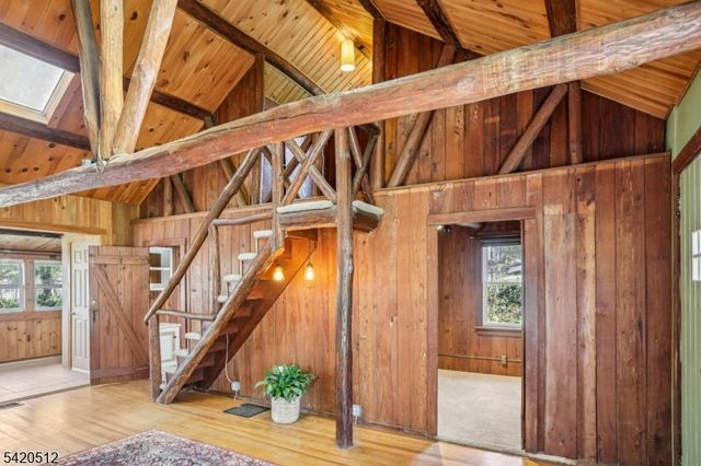 6 West Cir, Ringwood Boro, NJ 07456