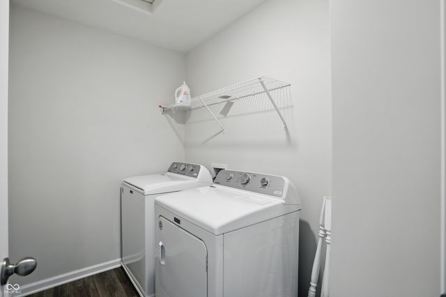 211 Walker Drive, Whiteland, IN 46184