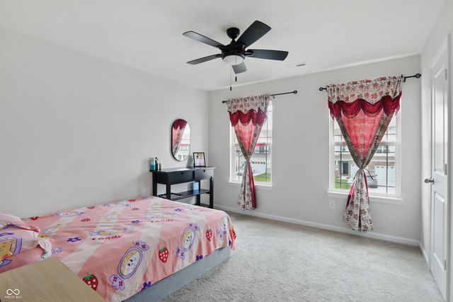 211 Walker Drive, Whiteland, IN 46184