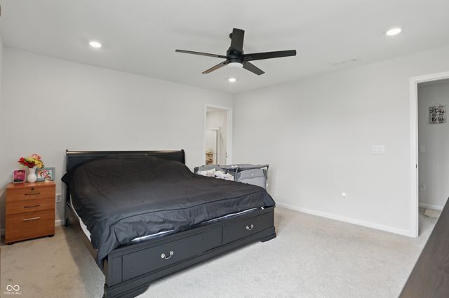 211 Walker Drive, Whiteland, IN 46184