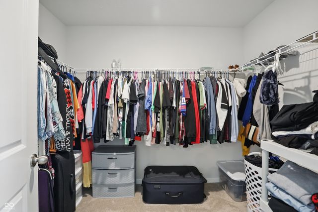 211 Walker Drive, Whiteland, IN 46184