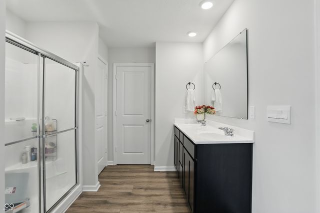 211 Walker Drive, Whiteland, IN 46184