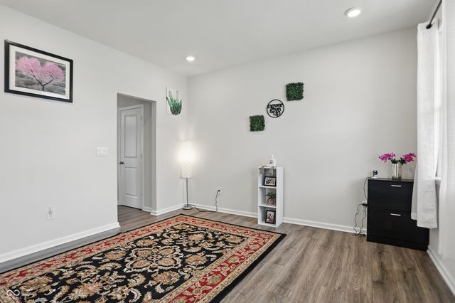 211 Walker Drive, Whiteland, IN 46184