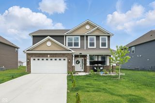 211 Walker Drive, Whiteland, IN 46184