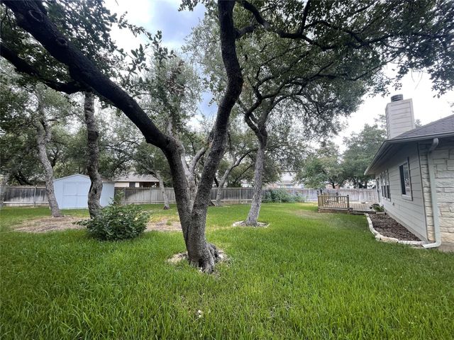 1413 Shamitas CT, Leander, TX 78641