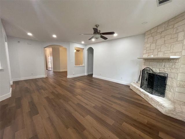 1413 Shamitas CT, Leander, TX 78641