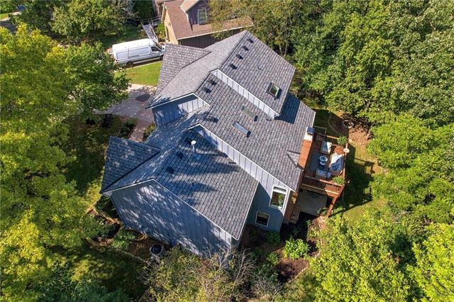 14303 W 58th Terrace, Shawnee, KS 66216