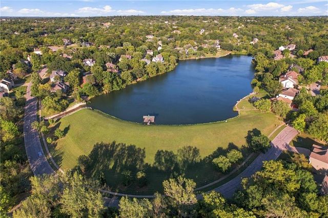 14303 W 58th Terrace, Shawnee, KS 66216