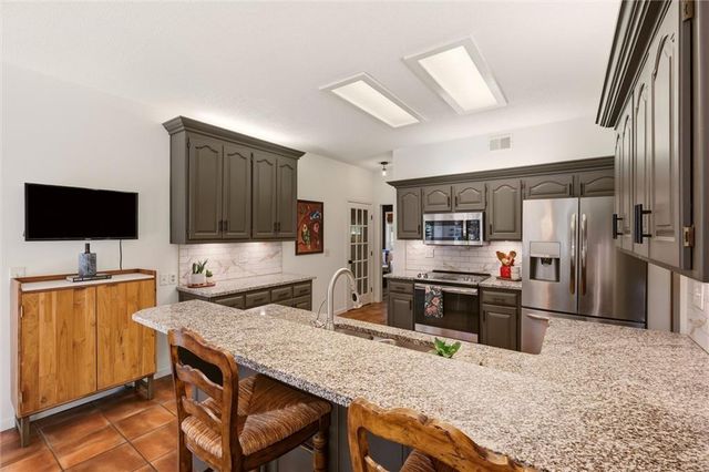 14303 W 58th Terrace, Shawnee, KS 66216