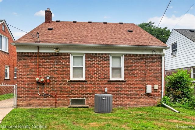22311 Cleveland, Dearborn, MI 48124