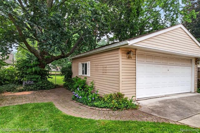 22311 Cleveland, Dearborn, MI 48124