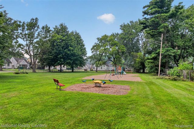 22311 Cleveland, Dearborn, MI 48124