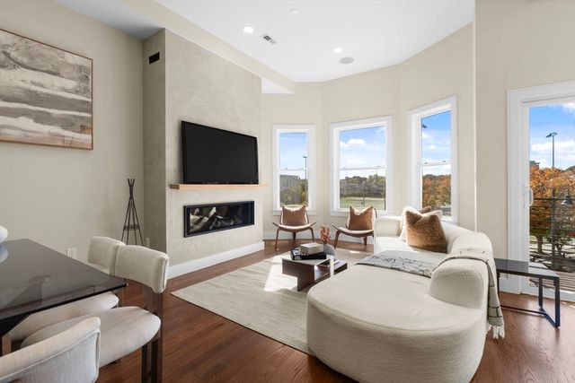 555 Somerville Ave 2, Somerville, MA 02143