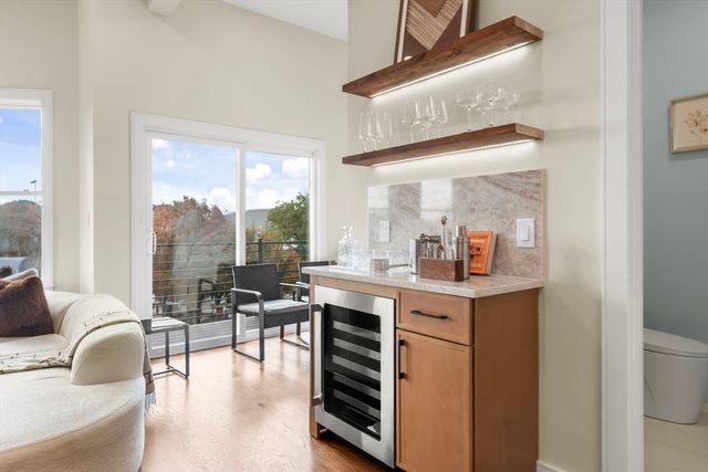 555 Somerville Ave 2, Somerville, MA 02143