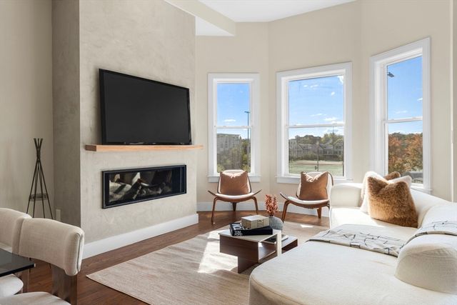 555 Somerville Ave 2, Somerville, MA 02143