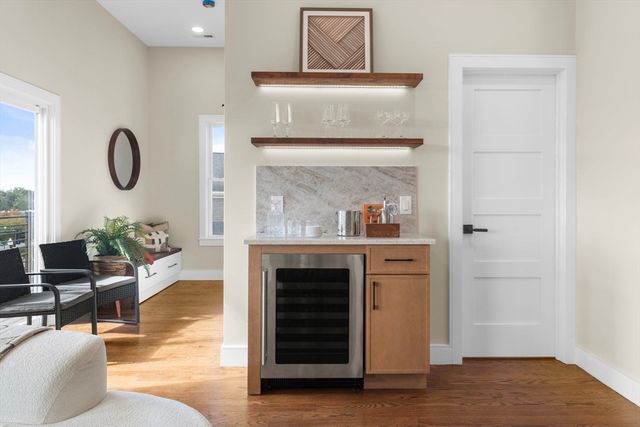 555 Somerville Ave 2, Somerville, MA 02143