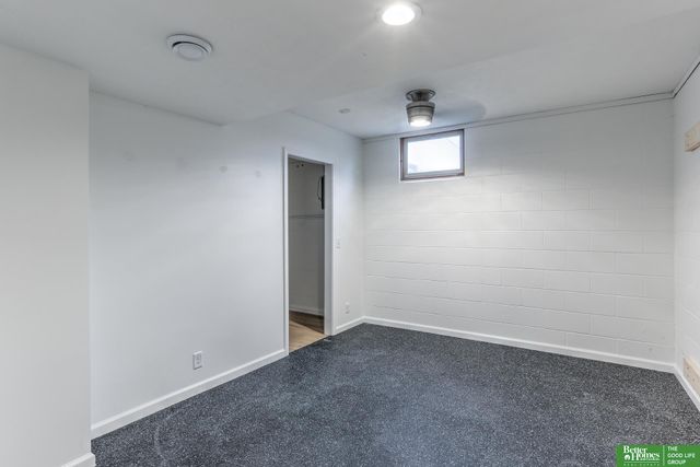 920 Oxford Circle, Papillion, NE 68046