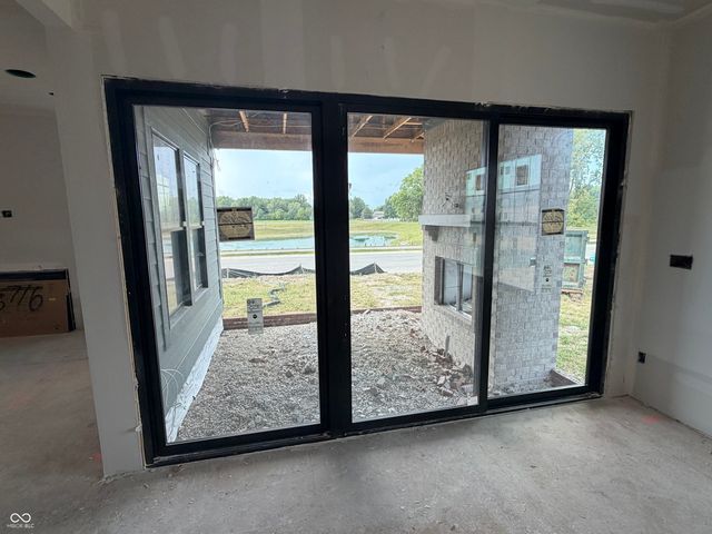 6027 Salisbury Street, Zionsville, IN 46077