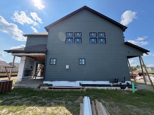 6027 Salisbury Street, Zionsville, IN 46077