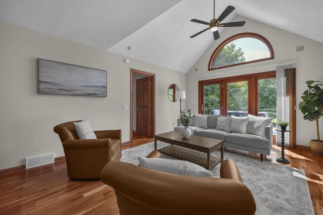 227 Bryn Du Drive, Granville, OH 43023