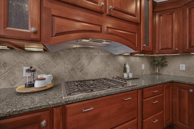 227 Bryn Du Drive, Granville, OH 43023