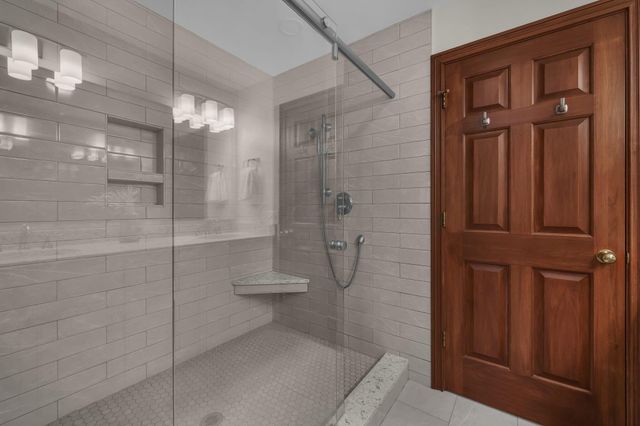 227 Bryn Du Drive, Granville, OH 43023