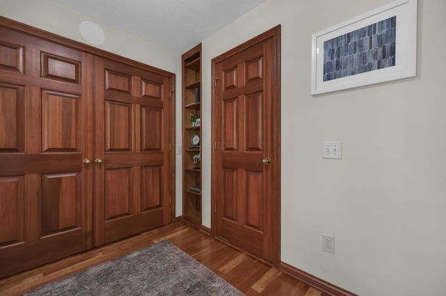 227 Bryn Du Drive, Granville, OH 43023