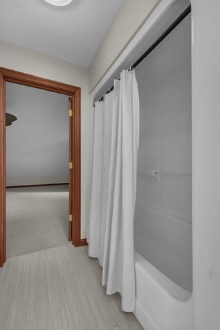 227 Bryn Du Drive, Granville, OH 43023