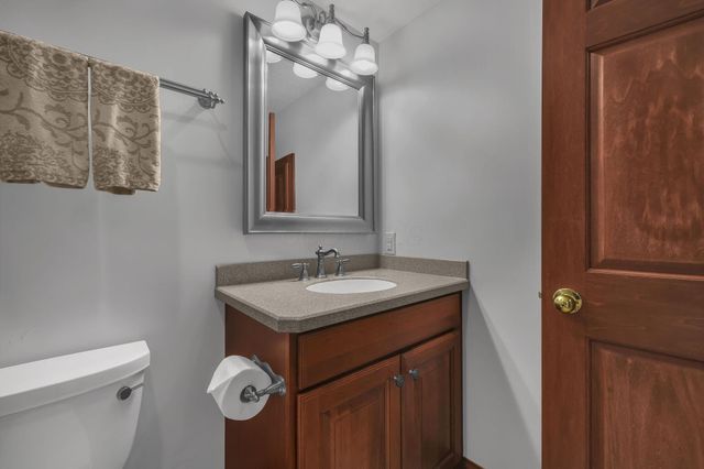 227 Bryn Du Drive, Granville, OH 43023
