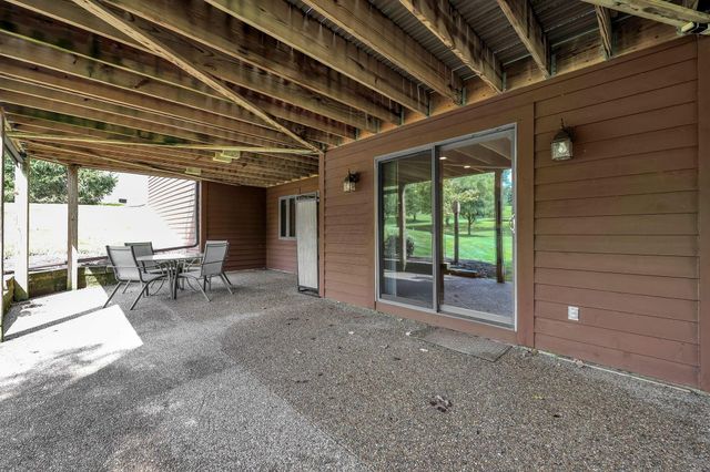 227 Bryn Du Drive, Granville, OH 43023