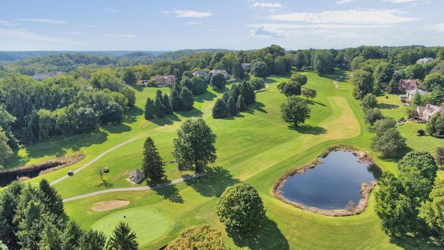 227 Bryn Du Drive, Granville, OH 43023