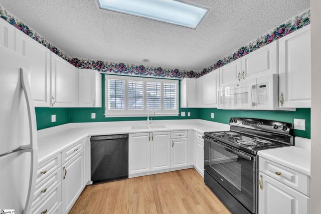108 Raintree Cove Drive, Taylors, SC 29687
