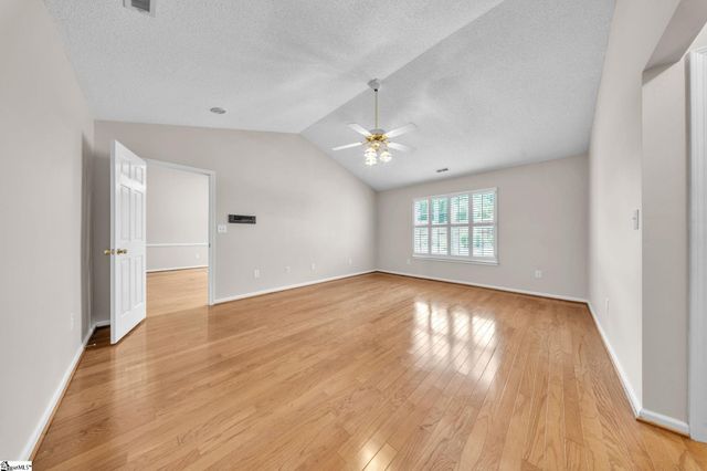 108 Raintree Cove Drive, Taylors, SC 29687