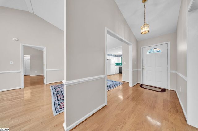 108 Raintree Cove Drive, Taylors, SC 29687