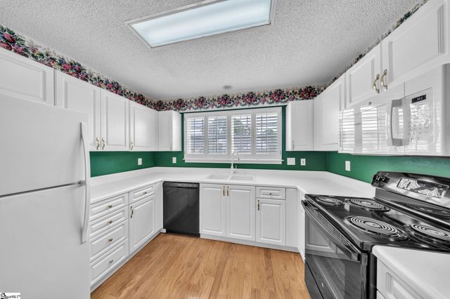 108 Raintree Cove Drive, Taylors, SC 29687