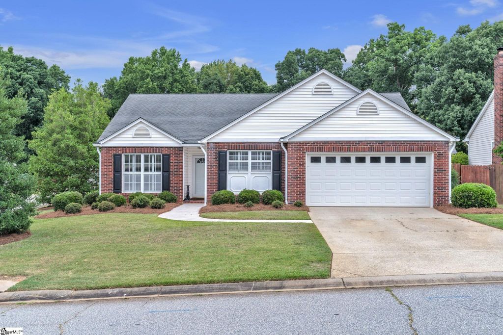 108 Raintree Cove Drive, Taylors, SC 29687