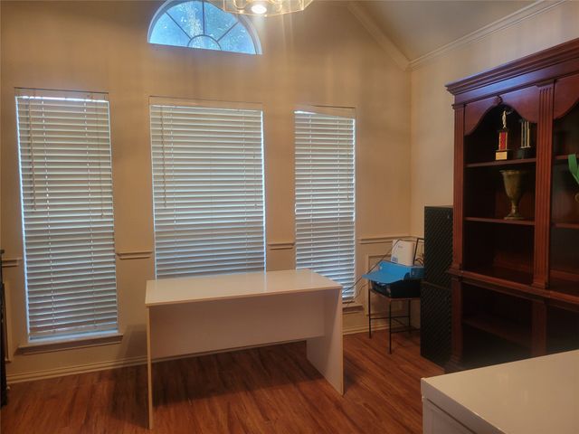 1817 Parkwood Drive, Grapevine, TX 76051