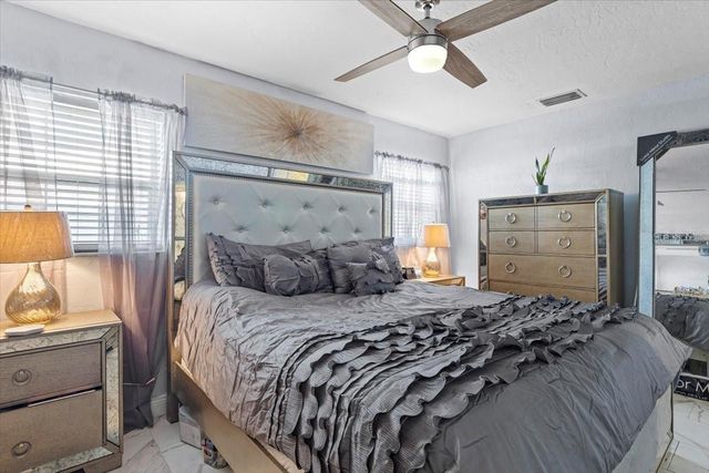 4106 W BAY VIEW AVENUE, Tampa, FL 33611