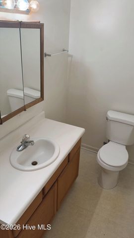 128 Daphne Drive, Hubert, NC 28539