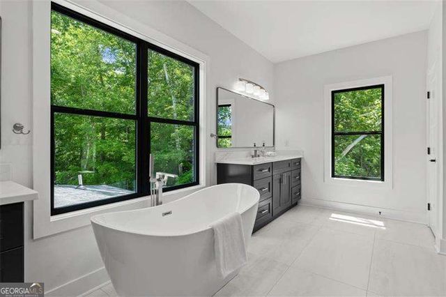 2242 Acworth Due West Road NW, Acworth, GA 30101