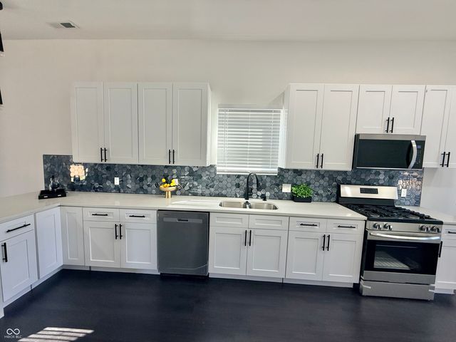 3251 Sutherland Avenue, Indianapolis, IN 46205