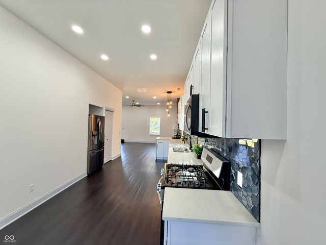 3251 Sutherland Avenue, Indianapolis, IN 46205
