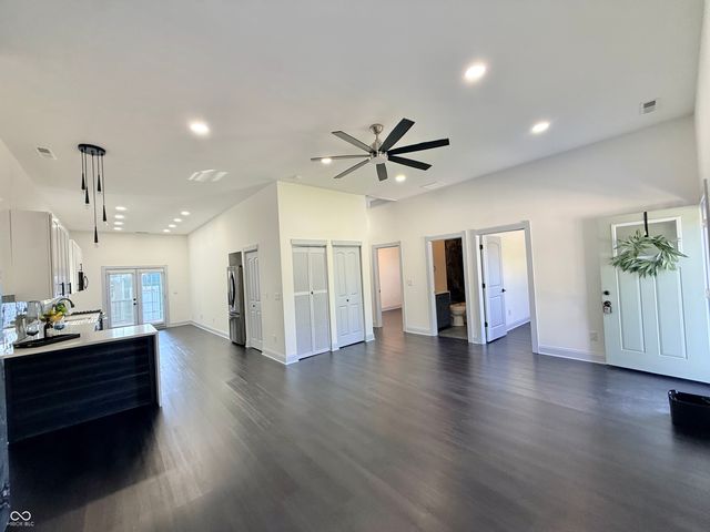 3251 Sutherland Avenue, Indianapolis, IN 46205