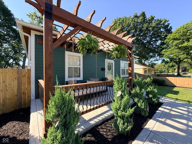 3251 Sutherland Avenue, Indianapolis, IN 46205