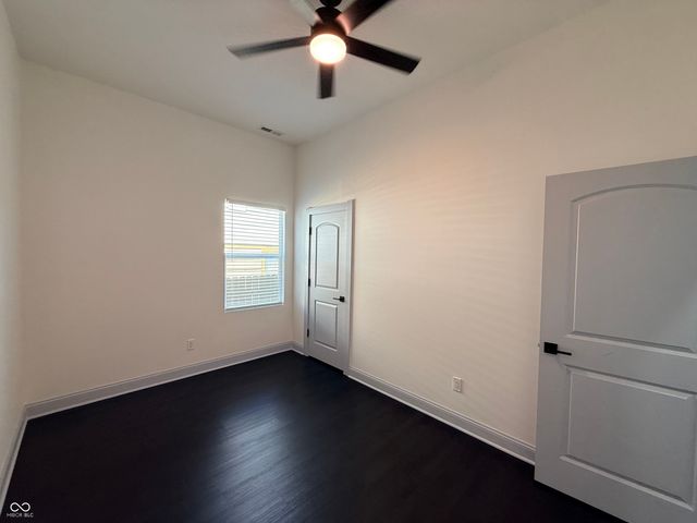 3251 Sutherland Avenue, Indianapolis, IN 46205